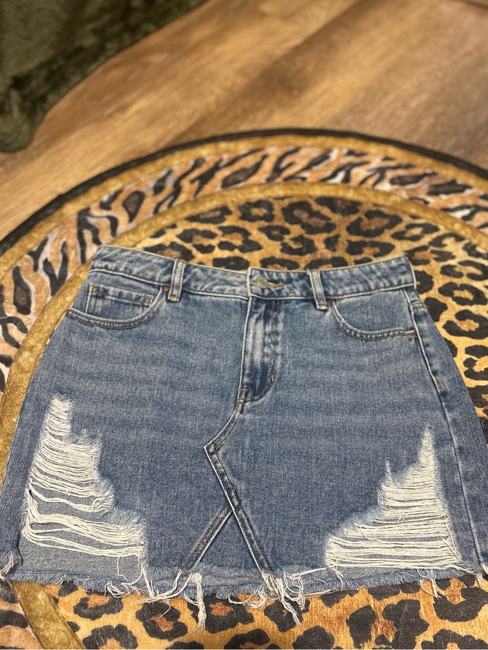 PacSun Distressed Denim Mini Skirt in Blue